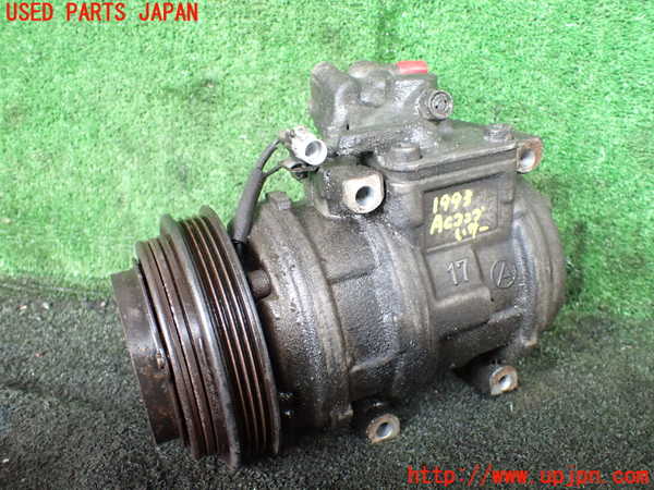 5UPJ-19936025]ハイラックスサーフ(RZN185W)エアコンコンプレッサー 中古_m0001.jpg