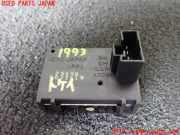 5UPJ-19937850]ハイラックスサーフ(RZN185W)時計 中古_m0003.jpg