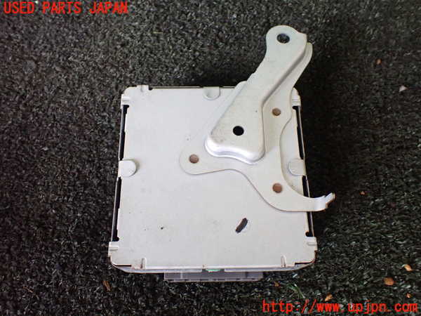 5UPJ-19936146]ハイラックスサーフ(RZN185W)コンピューター1 (4WDコントロール) 中古_m0003.jpg
