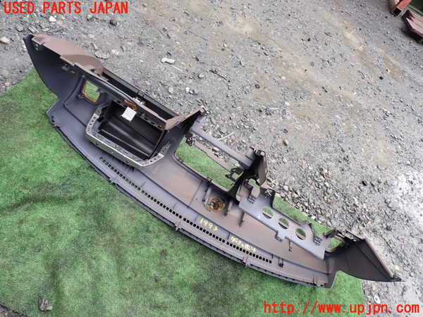 5UPJ-19937505]ハイラックスサーフ(RZN185W)ダッシュボード 中古_m0005.jpg