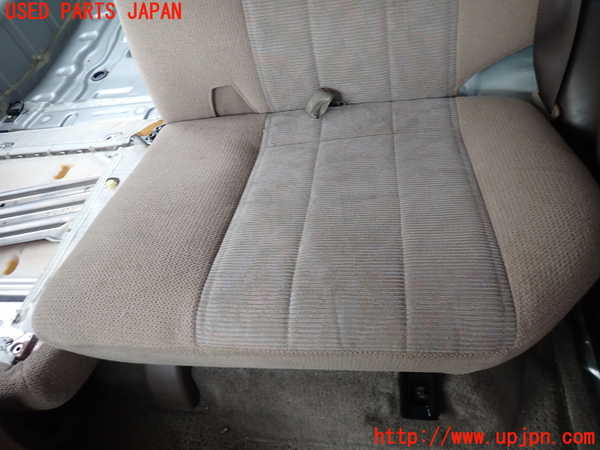 5UPJ-19937175]ハイラックスサーフ(RZN185W)左2列目シート 中古_m0003.jpg