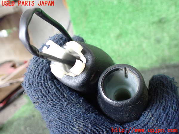 5UPJ-19937570]ハイラックスサーフ(RZN185W)シフトノブ 中古_m0004.jpg