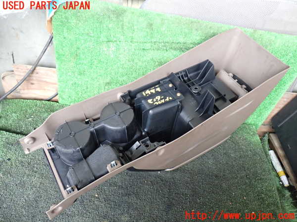 5UPJ-19937540]ハイラックスサーフ(RZN185W)センターコンソール 中古_m0005.jpg