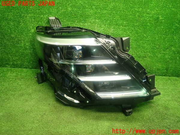 1UPJ-19961130]セレナ e-POWER(GC28)右ヘッドライト LED ジャンク部品取り_m0001.jpg
