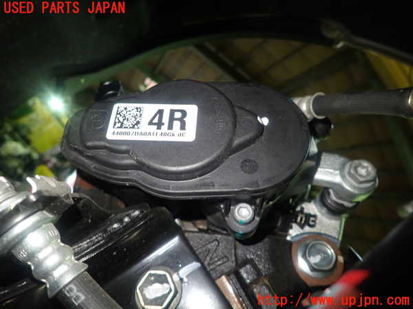 5UPJ-19964090]セレナ e-POWER(GC28)右リアキャリパー 中古_m0002.jpg