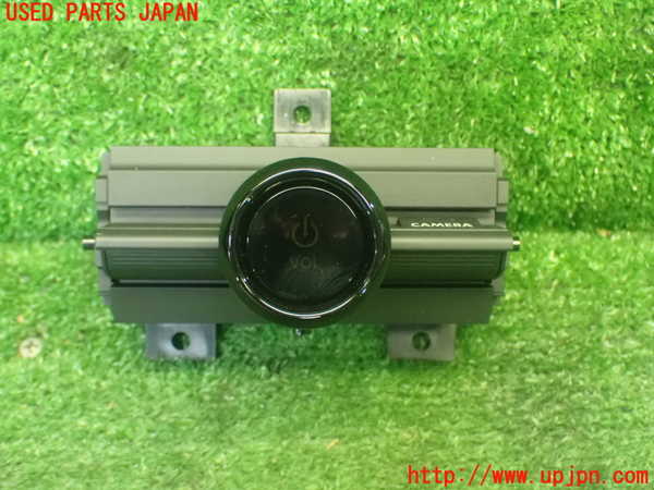 5UPJ-19966307]セレナ e-POWER(GC28)スイッチ2 (VOL) 中古_m0001.jpg