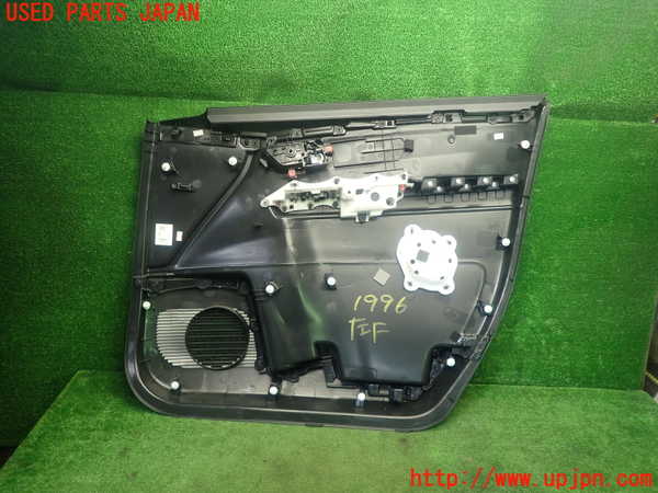 5UPJ-19961264]セレナ e-POWER(GC28)左前ドア内張り 中古_m0005.jpg