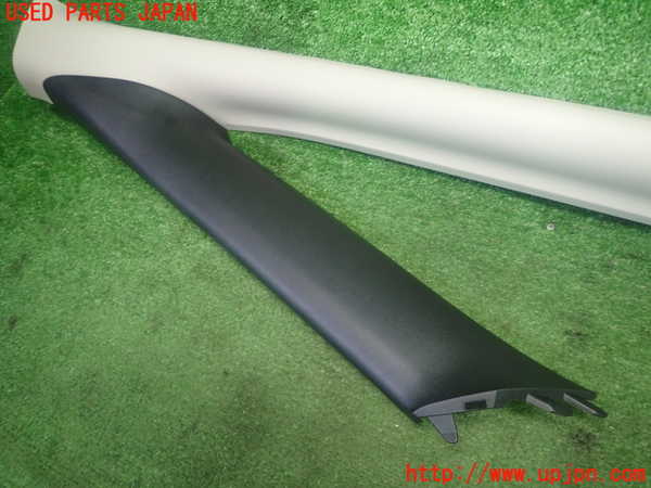 5UPJ-19967660]セレナ e-POWER(GC28)左フロントピラートリム 中古_m0002.jpg