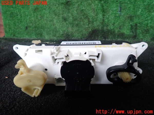 1UPJ-19976066]ジープラングラー アンリミテッド(JK38L)エアコンスイッチ1 中古_m0002.jpg