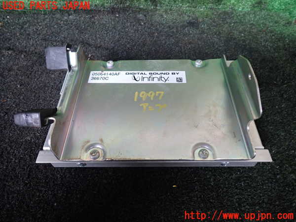 1UPJ-19976525]ジープラングラー アンリミテッド(JK38L)アンプ 中古_m0001.jpg