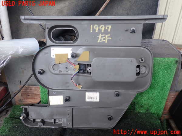 5UPJ-19971264]ジープラングラー アンリミテッド(JK38L)左前ドア内張り 中古_m0005.jpg