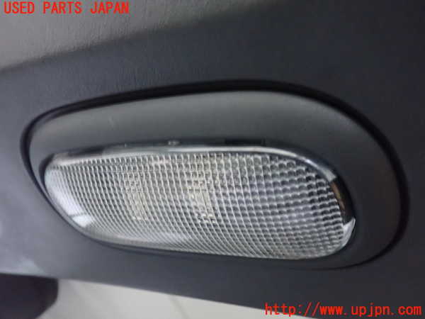 5UPJ-19976411]ジープラングラー アンリミテッド(JK38L)ルームランプ1（1列目） 中古_m0003.jpg