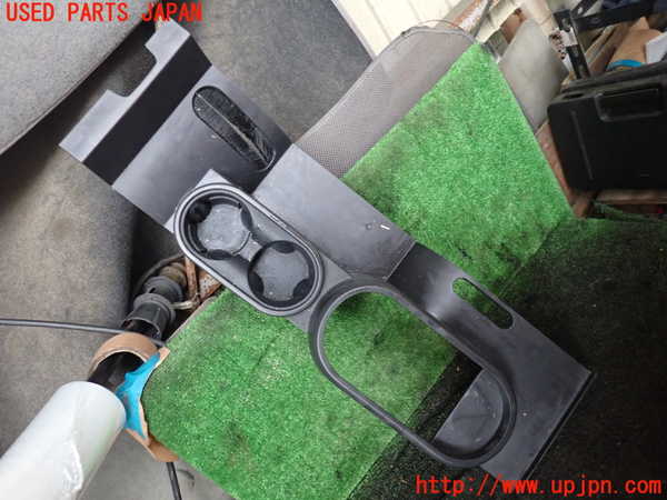 5UPJ-19977810]ジープラングラー アンリミテッド(JK38L)ドリンクホルダー 中古_m0001.jpg