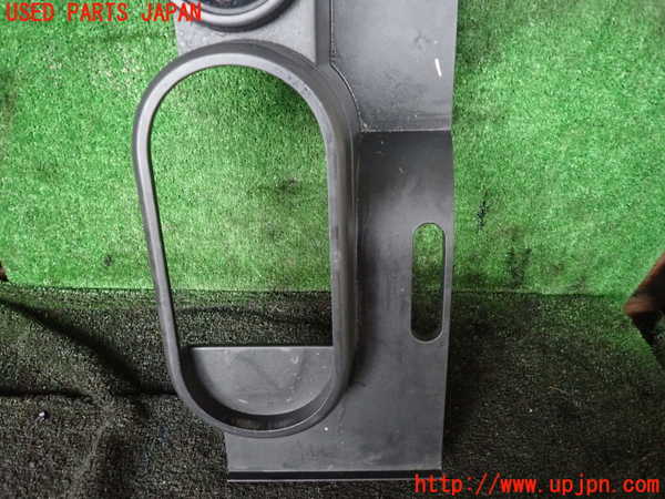 5UPJ-19977810]ジープラングラー アンリミテッド(JK38L)ドリンクホルダー 中古_m0003.jpg