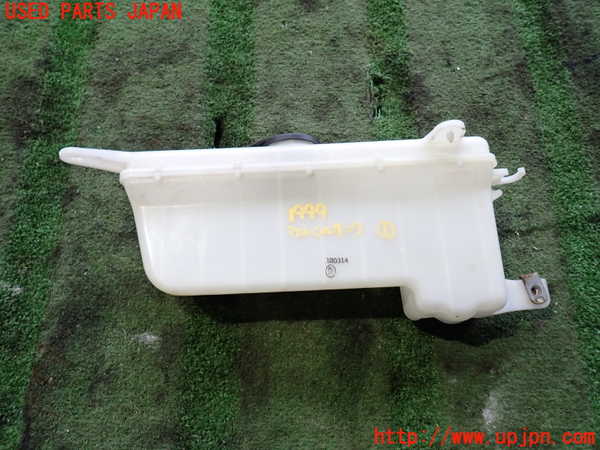 2UPJ-19996791]セルシオ(UCF31)ウォッシャータンク1 中古_m0003.jpg
