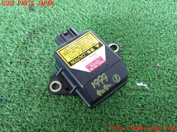 2UPJ-19996381]セルシオ(UCF31)センサー1 (ヨーレート) 中古_m0001.jpg