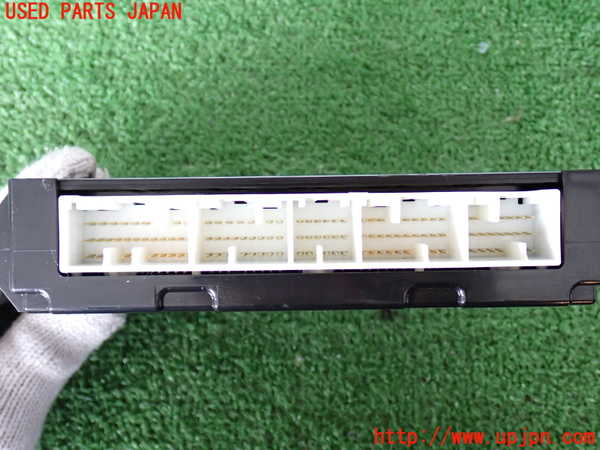 2UPJ-19996149]セルシオ(UCF31)コンピューター4 (エアコンアンプ) 中古_m0002.jpg