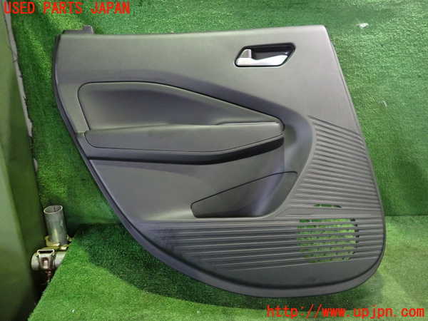 5UPJ-20001324]ノート オーラ(AURA) ニスモ(NISMO)(FE13)左後ドア内張り 中古_m0001.jpg