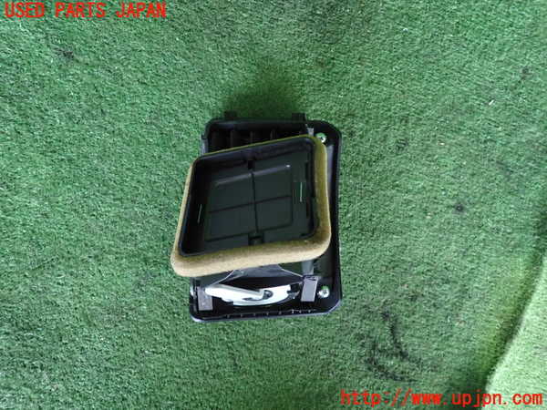5UPJ-20017527]アコード ユーロR(CL7)エアコン吹き出し口2 中古_m0003.jpg