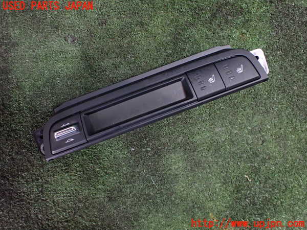 5UPJ-20026307]ロードスター RF(NDERC)スイッチ2 (シートヒーター) 中古_m0001.jpg