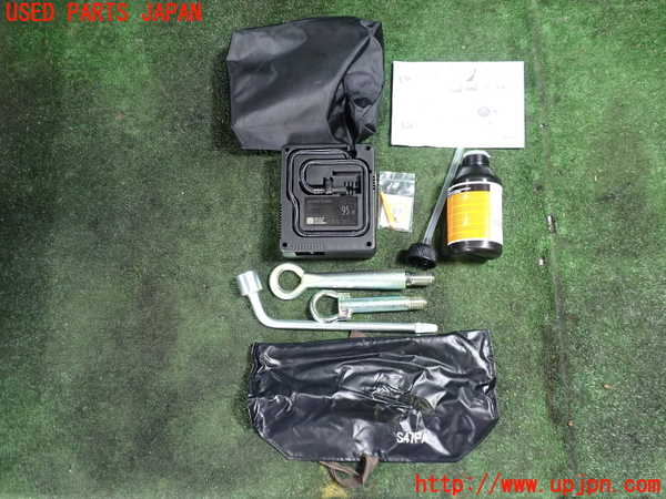 5UPJ-20027805]ロードスター RF(NDERC)車載工具 中古_m0001.jpg