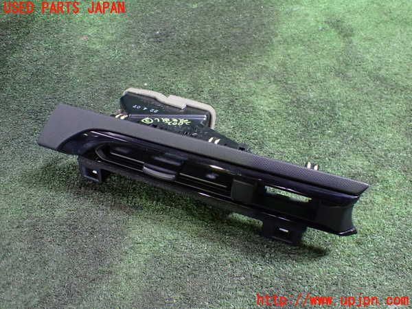 5UPJ-20027528]ロードスター RF(NDERC)エアコン吹き出し口3 (真中) 中古_m0001.jpg
