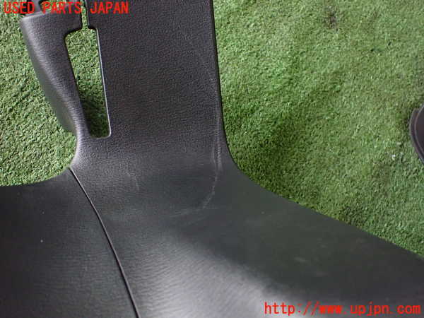 5UPJ-20027675]ロードスター RF(NDERC)右リアピラートリム 中古_m0002.jpg