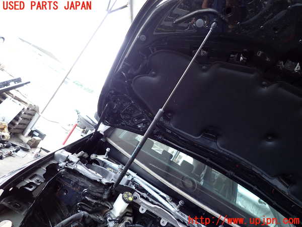 2UPJ-20031068]ベンツ B200 d(247012)(W247)ボンネットダンパー 中古_m0001.jpg