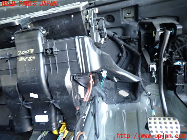 5UPJ-20036081]ベンツ B200 d(247012)(W247)エバポレーター1 中古_m0002.jpg