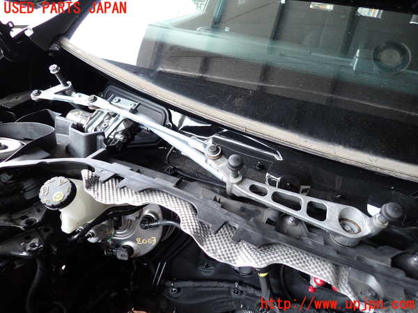 2UPJ-20036770]ベンツ B200 d(247012)(W247)フロントワイパーモーター 中古_m0001.jpg