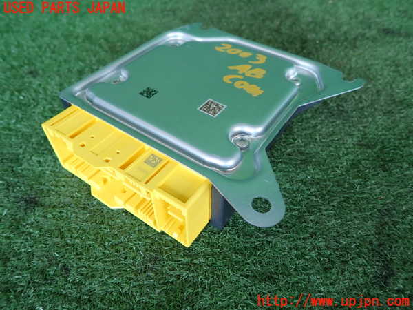 2UPJ-20036145]ベンツ B200 d(247012)(W247)エアバッグコンピューター 中古_m0002.jpg