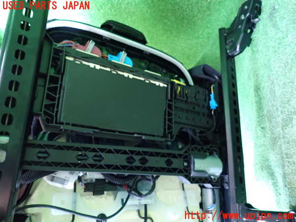 2UPJ-20037065]ベンツ B200 d(247012)(W247)助手席シート 中古_m0005.jpg