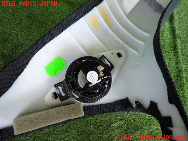 5UPJ-20037660]ベンツ B200 d(247012)(W247)左フロントピラートリム 中古_m0003.jpg