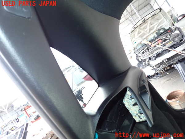 5UPJ-20037675]ベンツ B200 d(247012)(W247)右リアピラートリム 中古_m0003.jpg