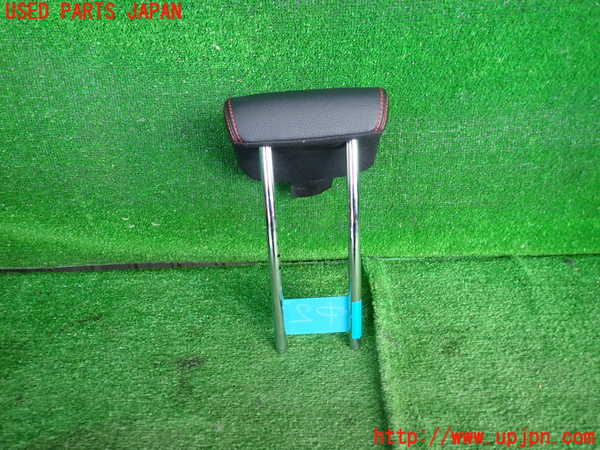 5UPJ-20037130]ベンツ B200 d(247012)(W247)真中2列目ヘッドレスト 中古_m0002.jpg