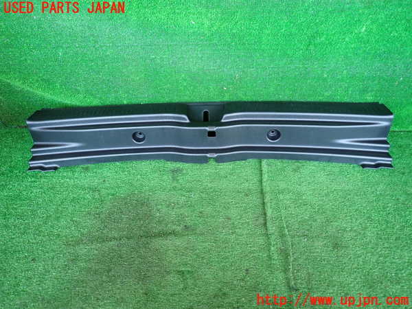 5UPJ-20037692]ベンツ B200 d(247012)(W247)内装トリム類2 中古_m0001.jpg