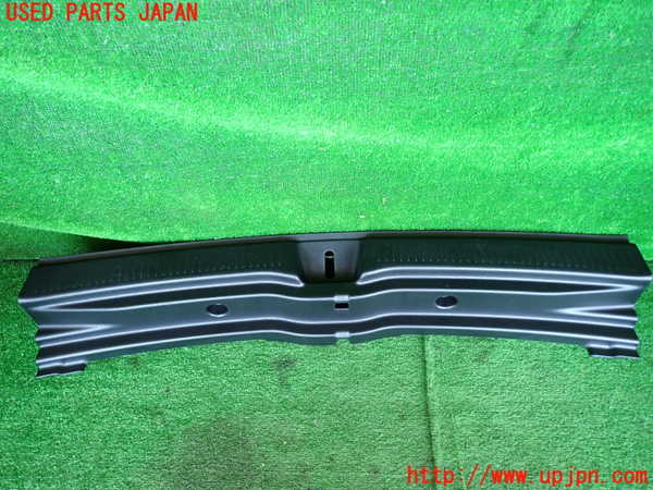 5UPJ-20037692]ベンツ B200 d(247012)(W247)内装トリム類2 中古_m0002.jpg