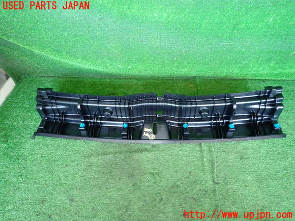 5UPJ-20037692]ベンツ B200 d(247012)(W247)内装トリム類2 中古_m0003.jpg