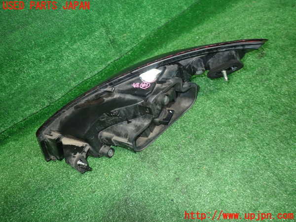 2UPJ-20041536]ルノー・メガーヌ R.S.(ルノー・スポール)(DZF4R)左テールランプ 中古_m0002.jpg