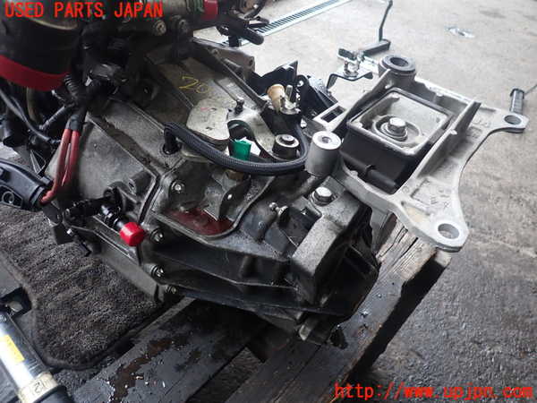 2UPJ-20043200]ルノー・メガーヌ R.S.(ルノー・スポール)(DZF4R)ミッション MT F4R 中古_m0001.jpg