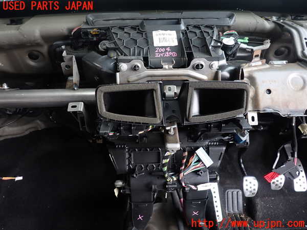 5UPJ-20046081]ルノー・メガーヌ R.S.(ルノー・スポール)(DZF4R)エバポレーター1 中古_m0001.jpg