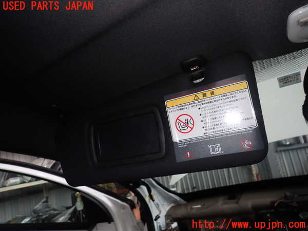 5UPJ-20047630]ルノー・メガーヌ R.S.(ルノー・スポール)(DZF4R)室内サンバイザー左側 中古_m0002.jpg