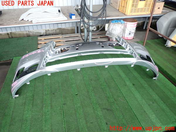 2UPJ-20051010]レクサス・LS460(USF40)フロントバンパー 中古_m0001.jpg