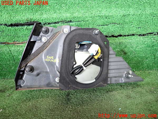2UPJ-20051552]レクサス・LS460(USF40)左リアフィニッシャー 中古_m0002.jpg