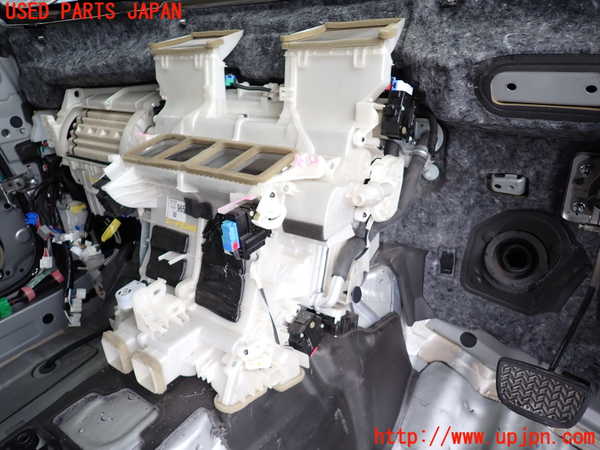 2UPJ-20056081]レクサス・LS460(USF40)エバポレーター1 中古_m0002.jpg