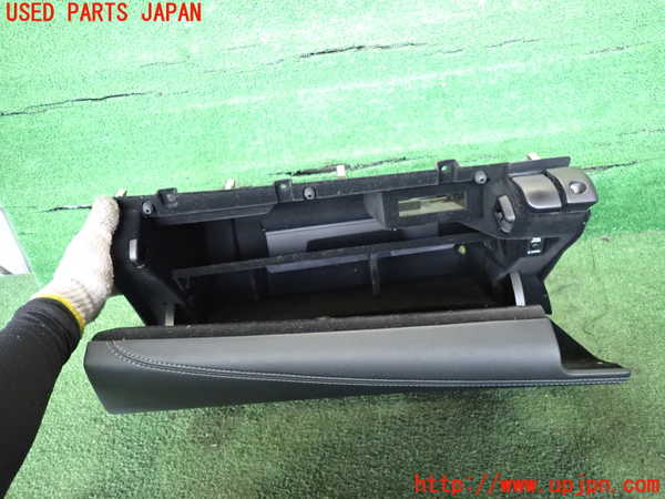 2UPJ-20057516]レクサス・LS460(USF40)グローブボックス1 中古_m0002.jpg