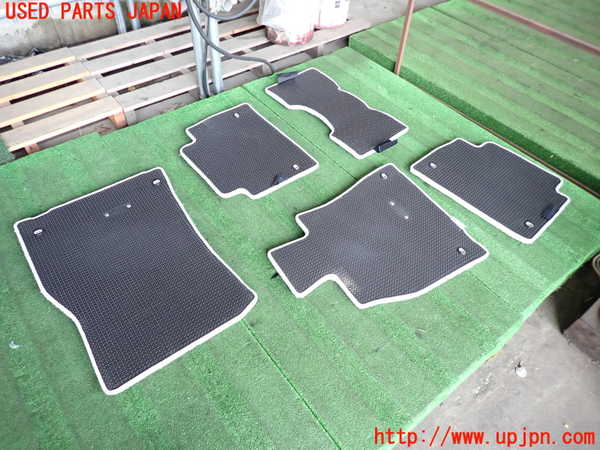 2UPJ-20057800]レクサス・LS460(USF40)フロアマット 中古_m0005.jpg