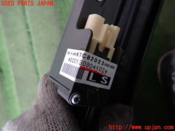 2UPJ-20057790]レクサス・LS460(USF40)リアサンシェード 中古_m0003.jpg