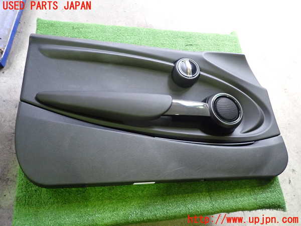 5UPJ-20061264]BMW ミニ(MINI)クーパー(XR15M)(F56)左ドア内張り 【ジャンク品】 中古_m0001.jpg