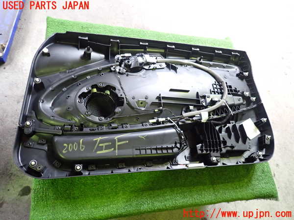 5UPJ-20061264]BMW ミニ(MINI)クーパー(XR15M)(F56)左ドア内張り 【ジャンク品】 中古_m0004.jpg